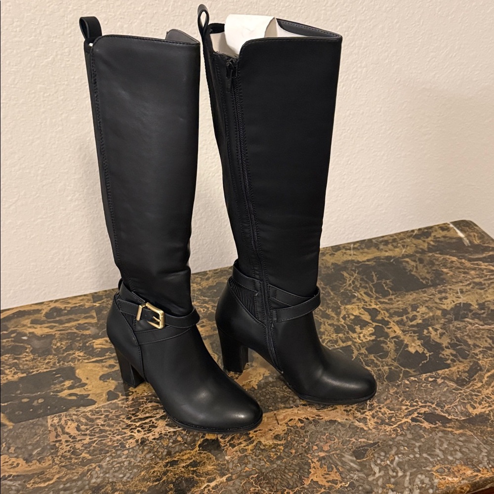 White Mountain Black Heeled Boots with Gold Accent
